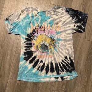 Tie-dye Def Leppard tee. Size M.